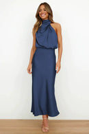 Vestido Gola Alta em Cetim Larissa