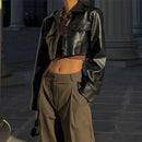 Jaqueta Feminina Cropped de Couro Legítimo - Silva